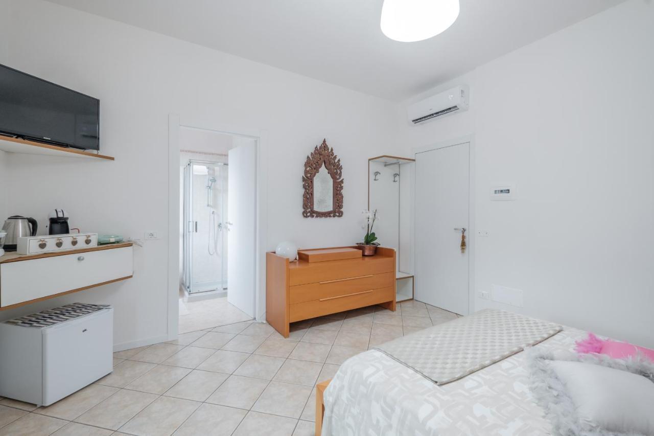 B&B Casa Gaia - Sirmione Eksteriør bilde